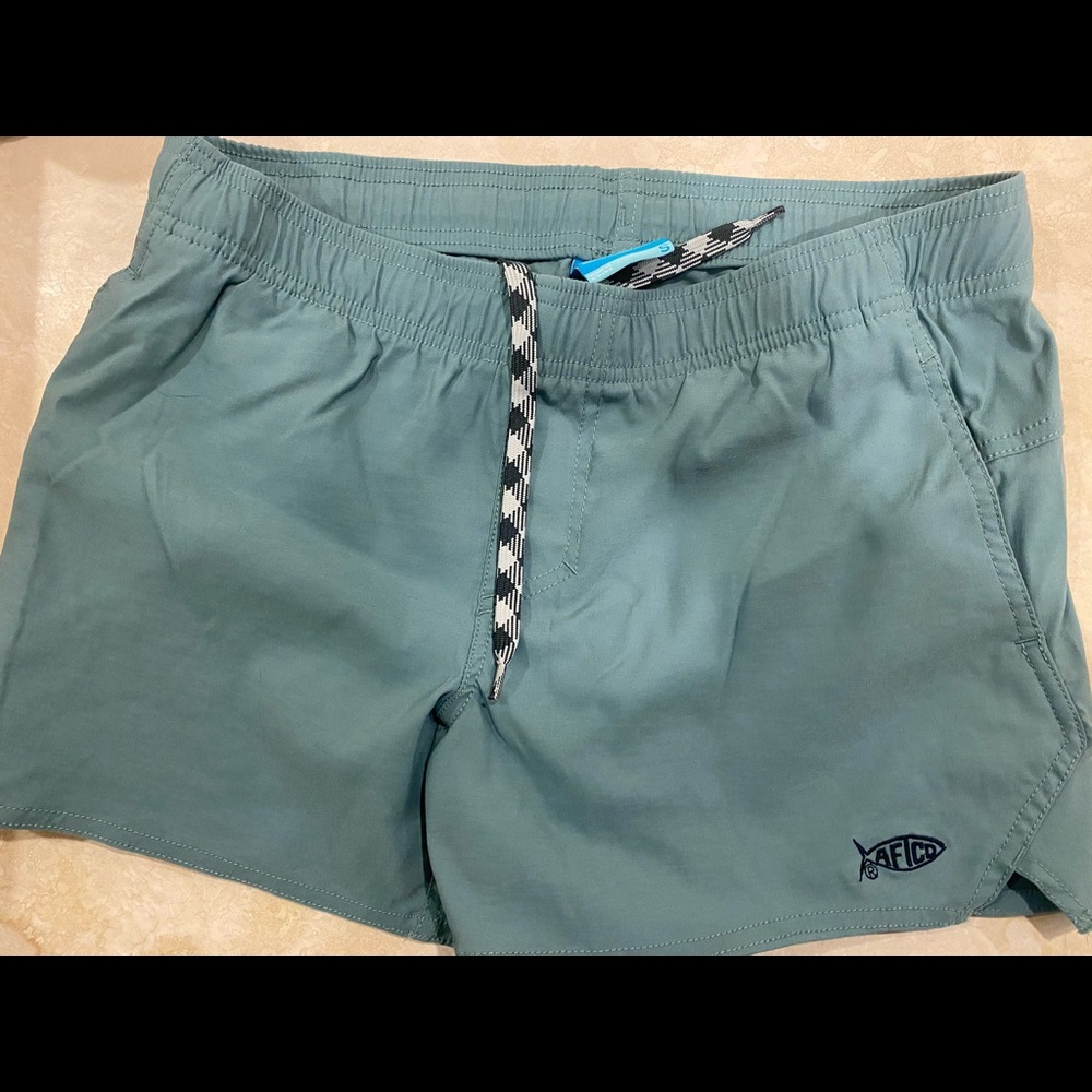 AFTCO Women’s Serena Hybrid Tech Shorts